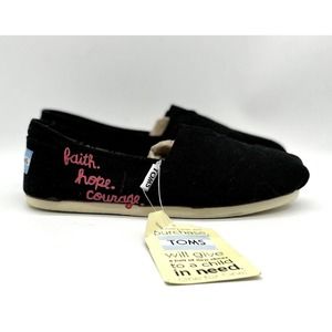 Toms Women's Classic Solid Canvas Slip on Flats Shoe's US Size 5‎